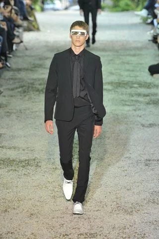 Look 1